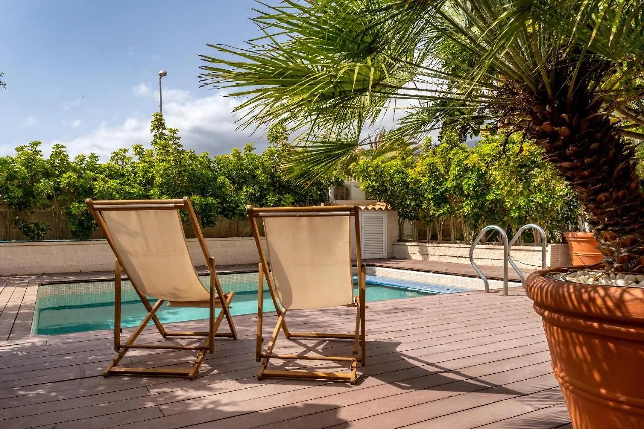 Cozy And Charming Villa With Pool Costa Adeje  Spanyolország