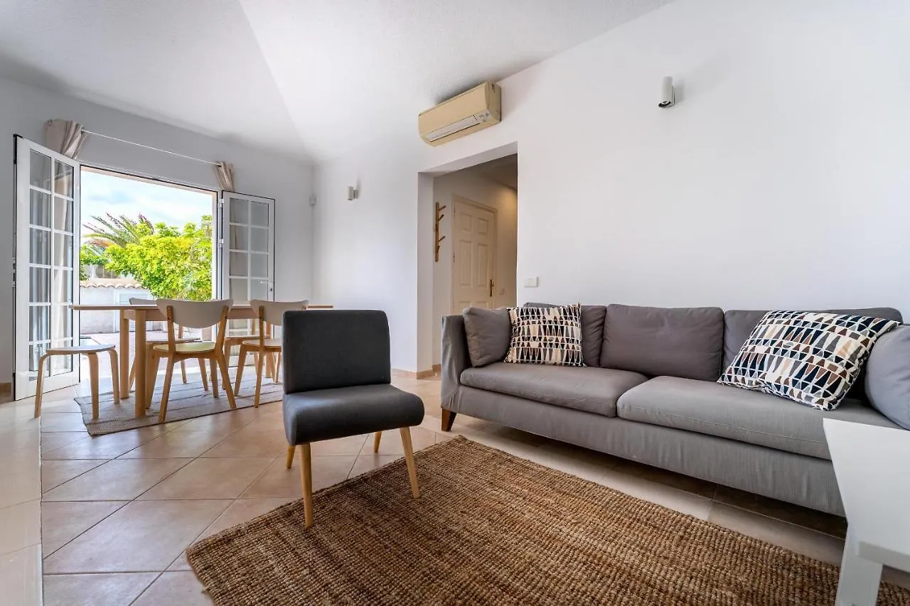 Cozy And Charming Villa With Pool Costa Adeje